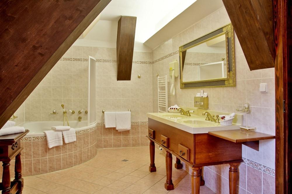 Hotel Ruze 5*